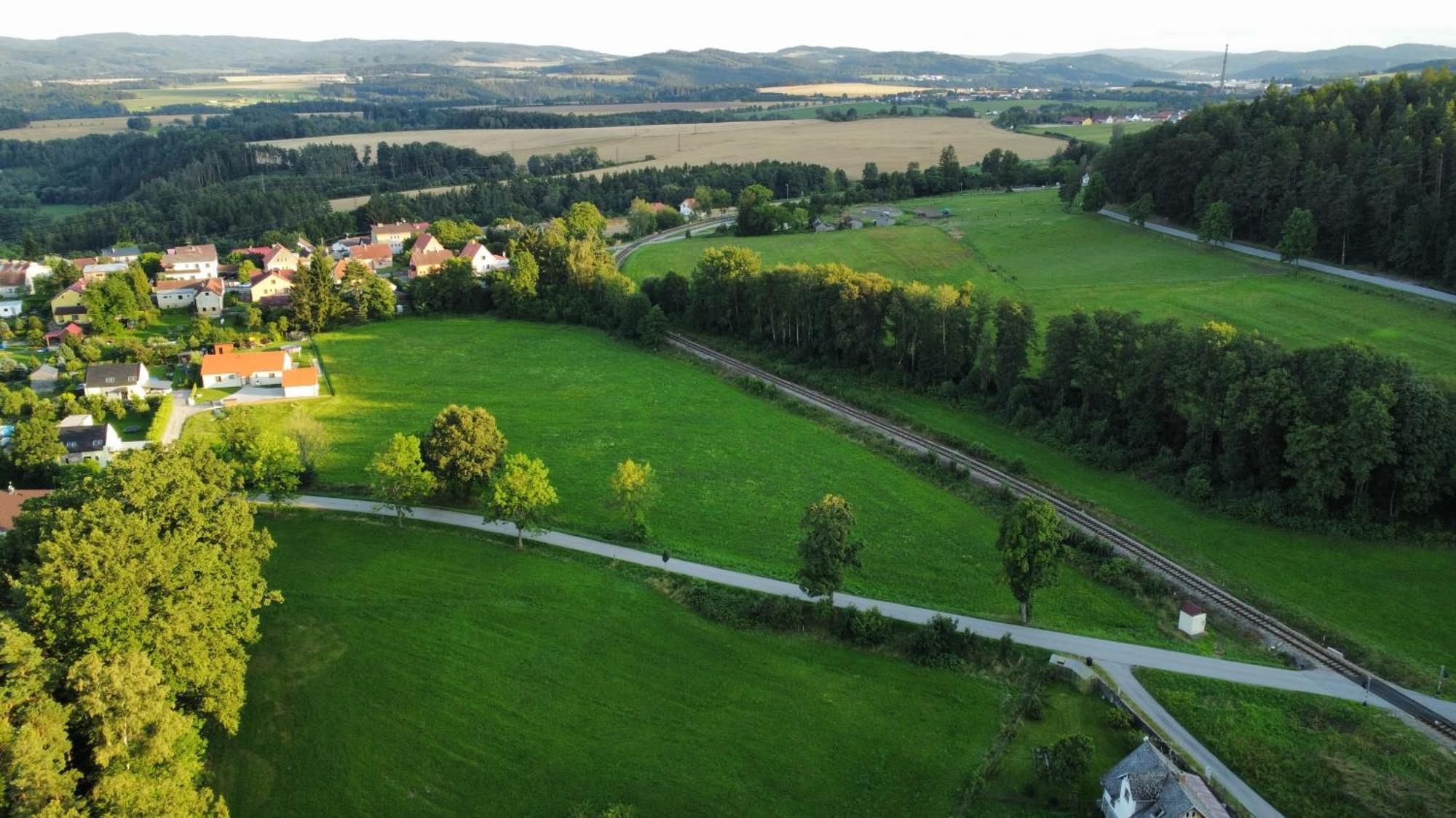 Penzion Na Podlesi Ve Zlate Korune Zlatá Koruna Kültér fotó